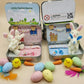 🐇 62% OFF! 🐇 Bunny Mummy & Baby Plush Pocket Tin – Handmade Easter Collectible with Cozy Blanket (Pink/Blue Ears) 🐇🎁